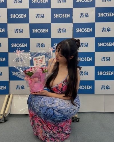 Koibuchi Momona โคอิบุจิ โมโมนะ