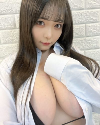 Koibuchi Momona โคอิบุจิ โมโมนะ