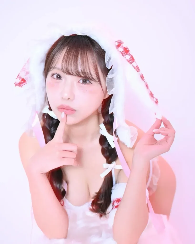 Hime Hayasaka ฮิเมะ ฮายาซากะ